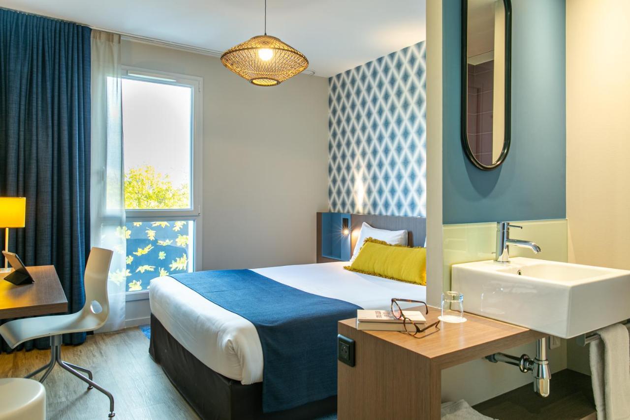The Originals Boutique Hotel Restaurant Saint James, Montaigu-Vendee Buitenkant foto