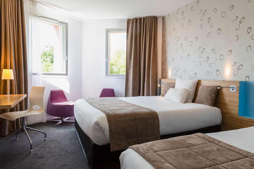 The Originals Boutique Hotel Restaurant Saint James, Montaigu-Vendee Kamer foto